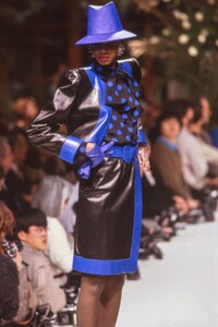 Givenchy HC SS 1989 Sadiya 07.jpg