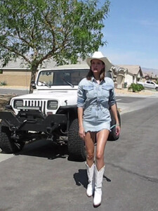 Josephine Skriver - TikTok 41.jpg