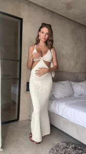 Josephine Skriver - TikTok 44.jpg