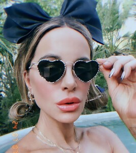 Kate Beckinsale - Instagram [2024.07.07] 2.jpg