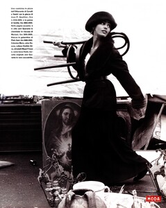 MODA_January1992_Ines_Sastre_02.jpg