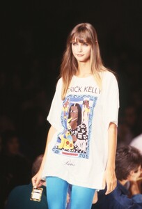 Patrick_Kelly_SS1989_Roberta_03.thumb.jpg.a82ebdb900ac0a93da9f8c314188de95.jpg
