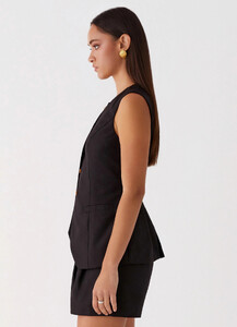 Peppermayo-08-07-24-36-Siena_Style_Tailored_Vest_-_Blackjpg.jpg