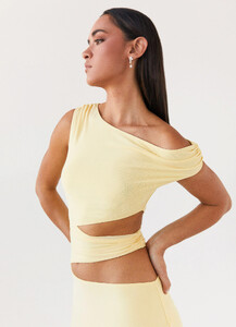 Peppermayo-09-05-24-95-MargotOneShoulderDress-BluyeFloral-MargotDress-Yellow.jpg