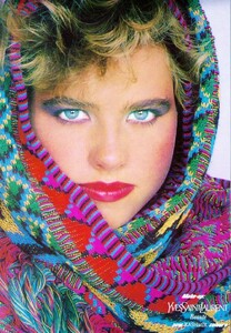 Puhlman_UK_Vogue_Beauty_Fall_Winter_1982_Cover_02.thumb.jpg.a681fb866ed0edd108b9b6f4e9e04a1b.jpg