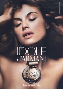 Sundsbo_IdoleDArmani_Fragrance_2009_01.thumb.jpeg.45d24e23ddcf9ceb64d24c0576d26387.jpeg