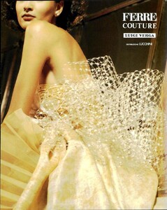 Vogue Italia March 1989 121.jpg