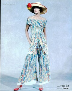 Vogue Italia March 1989 187.jpg