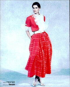 Vogue Italia March 1989 192.jpg