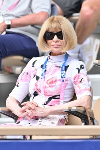 anna-wintour-at-olympic-games-roland-garros-in-paris-07-28-2024-1.jpg