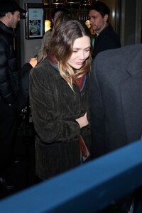 elizabeth-olse-mary-kate-olsen-and-ashley-olsen-night-out-in-paris-03-01-2024-7.jpg