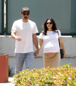 jenna-dewan-with-husband-out-in-los-angeles-06-04-2024-5.jpg