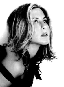 jennifer-aniston-elle-2001-3.jpg