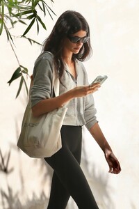 kaia-gerber-in-leggings-in-los-angeles-07-23-2024-3.thumb.jpg.c4ec074e7dc3a578976aaf13e7d4ac95.jpg