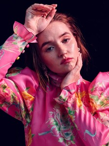 kaitlyn-dever-the-sunday-times-november-2019-28.jpg