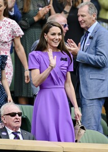 kate-middleton-s-wimbledon-elegance-sustainable-style-in-stunning-lilac-0.jpg