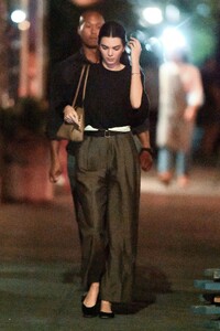 kendall-jenner-leaving-buvette-gastrotheque-restaurant-in-new-york-07-02-2024-7.jpg