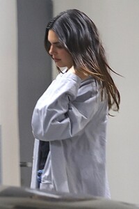 kendall-jenner-leaving-sushi-park-restaurant-in-west-hollywood-07-10-2024-3.jpg