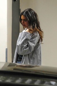 kendall-jenner-leaving-sushi-park-restaurant-in-west-hollywood-07-10-2024-4.jpg