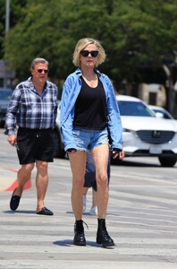 melanie-griffith-heading-to-lunch-in-west-hollywood-07-13-2024-2.jpg