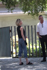 melanie-griffith-house-hunting-in-los-angeles-07-24-2024-4.jpg