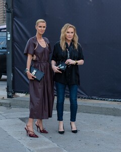 nicky-hilton-and-kathy-hilton-out-in-new-york-06-07-2024-2.jpg