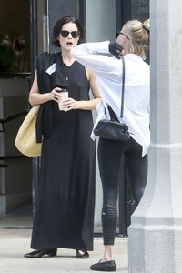 paris-jackson-melanie-griffith-jamie-alexander-and-amber-valletta-at-fika-fika-cafe-creamery-in-west-hollywood-07-14-2024-0.jpg