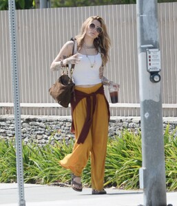 paris-jackson-out-in-los-angeles-07-27-2024-8.jpg