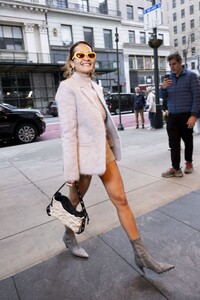 rita-ora-arrives-at-a-hotel-in-new-york-05-05-2024-6.jpg