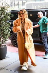 rita-ora-out-in-new-york-05-02-2024-4.jpg