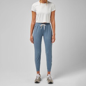 slender-jogger-428891.jpg