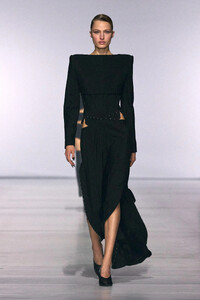 00004-mugler-spring-2024-ready-to-wear-credit-gorunway.thumb.jpg.b50b4d504eac63ecec1d034d3addc164.jpg