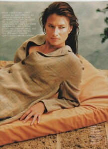 1993_07_05_ELLE_FRANCE_1a.thumb.jpg.35317a52bafcce6ec60a0ed63bfc2f45.jpg