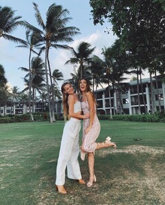 [2018.12.07] oneillwomens_46085816_333476493910313_1567844432261426354_n.jpg