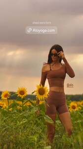 [2024.08.03] sofiaresing_3426612330136739155.jpg