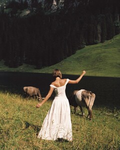 [2024.08.06] carmellarose_454367672_1157667855517366_4593312789010942206_n.jpg