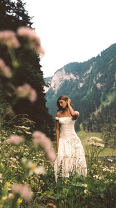 [2024.08.06] carmellarose_s454408458_809061327702377_5506363335707505033_n.jpg