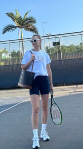 [2024.08.09] barrefaeli_454650730_18454060891041153_2409664448062312515_n.jpg