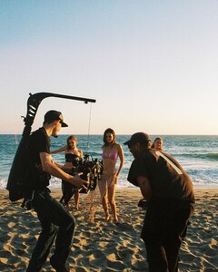 [2024.08.10] victoriajustice_454331776_1416966278970586_1544191899969543501_n.jpg