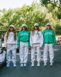 [2024.08.14] acta.wear_455493403_18277239814209191_1043399080006660485_n.jpg