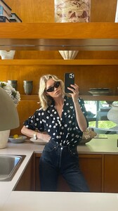 [2024.08.16] hoskelsa_455840803_1541795436745854_1389870058661944504_n.jpg