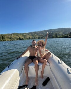 [2024.08.24] sarasampaio_456623854_18459177769058288_4043386324684816333_n.jpg