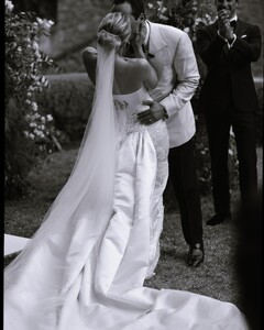 [2024.08.26] carolineannkelley_457132827_397097796381080_8940462757188044618_n.jpg