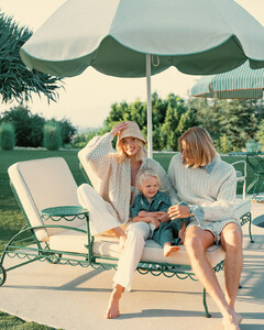 [2024.08.29] businessandpleasure_co_455799091_1068778545256089_3193387187550911530_n.jpg