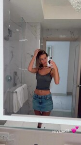 [2024.08.30] rachelc00k_3446355844915599973.jpg