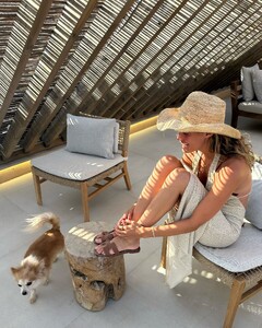 [2024.08.30] sarasampaio_457450069_18460294135058288_6178168713861291479_n.jpg