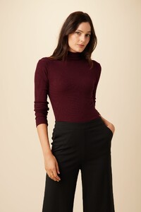 3800R1_Lux_Turtleneck_Plum_1.jpg