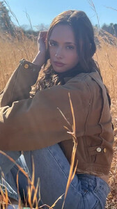 Alexis Bumgarner - TikTok 61.jpg