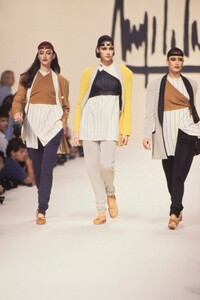 Angelo_Tarlazzi_SS1989_Anne_Rohart_01.thumb.jpg.3c5212d9af2120a70f3ee64d10b842e4.jpg