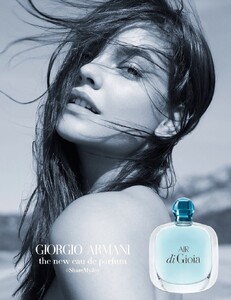 Barbara Palvin 2.jpg